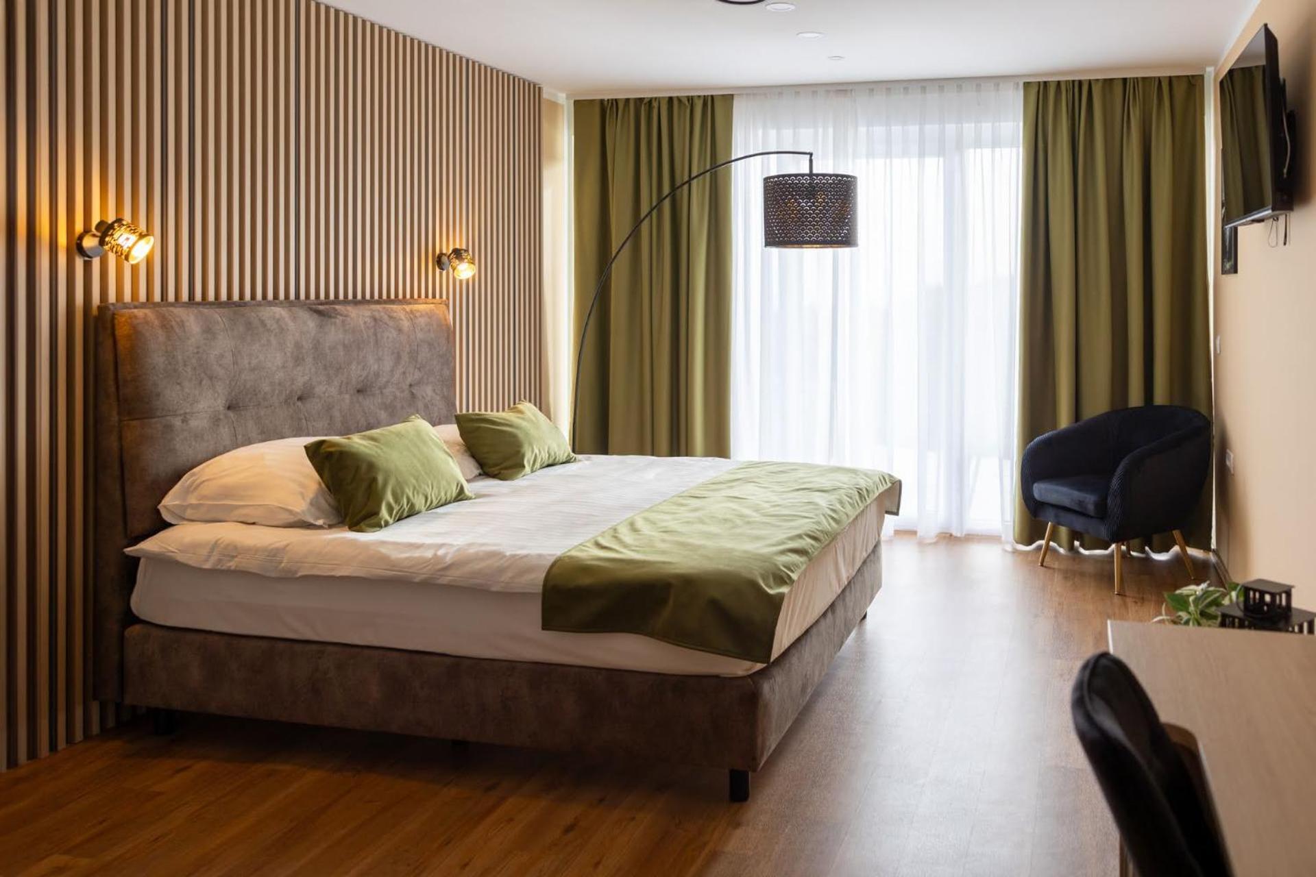 Hotel Dolenjc 노보메스토 외부 사진